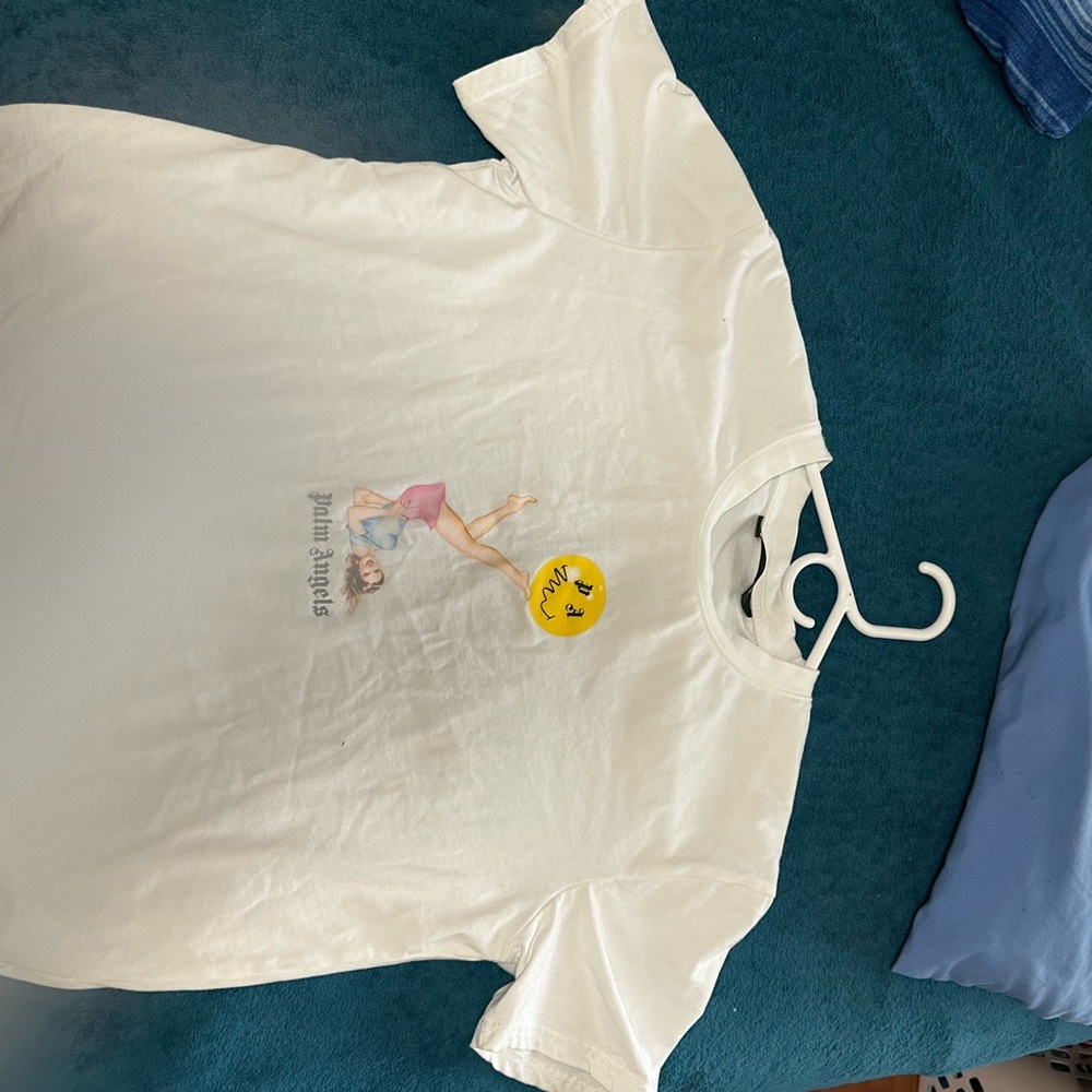 palm angles shirt, worn once. no stains or anything.